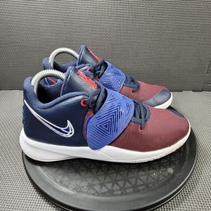 Youth Sz 6 Blue Nike Kyrie Flytrap III Basketball Shoes